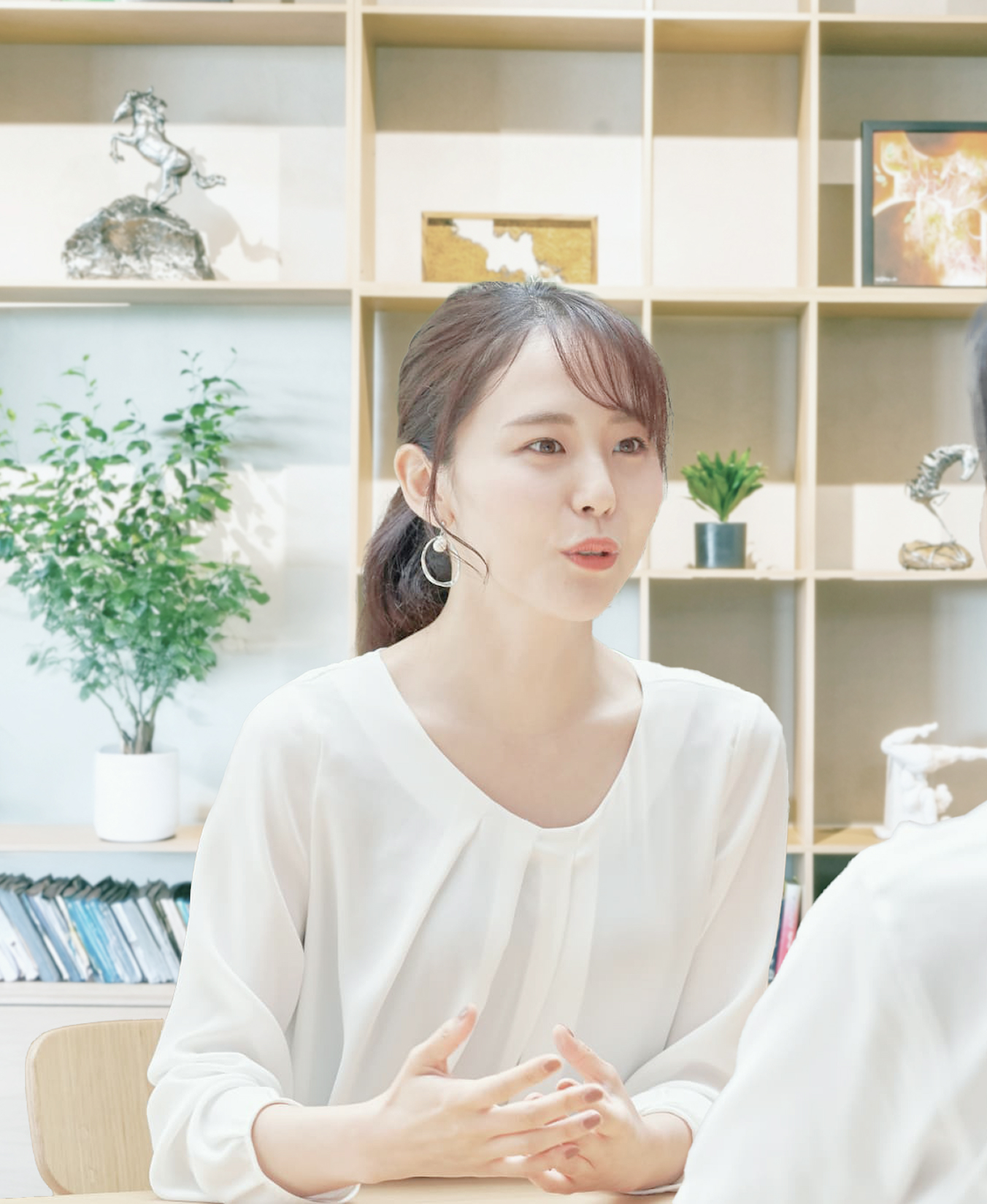 相談をする女性